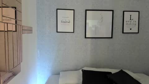 Snapshot of natasha_harpper chatting on 10/03/25, 11:18 Natasha online show from 10/03/25, 11:18