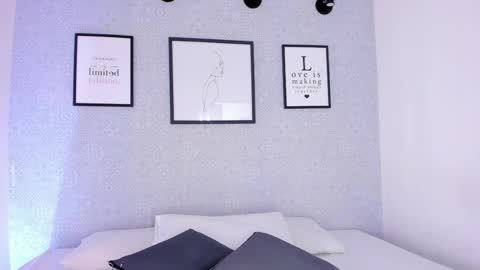 Snapshot of natasha_harpper chatting on 10/15/25, 11:21 Natasha online show from 10/15/25, 11:21