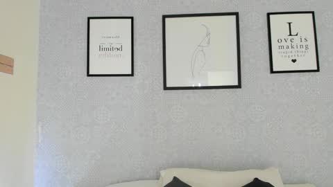 Snapshot of natasha_harpper chatting on 10/23/25, 11:20 Natasha online show from 10/23/25, 11:20