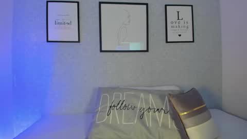  Natasha  online show from 04/10/26, 11:48