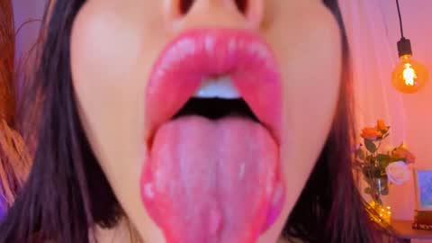       online show from 01/30/25, 02:47