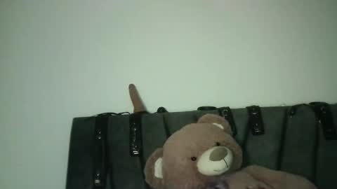 natalia online show from 11/05/25, 04:01