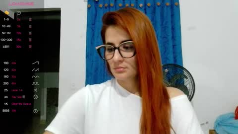 Snapshot of natasha_lopera chatting on 11/09/25, 03:05 Natasha online show from 11/09/25, 03:05