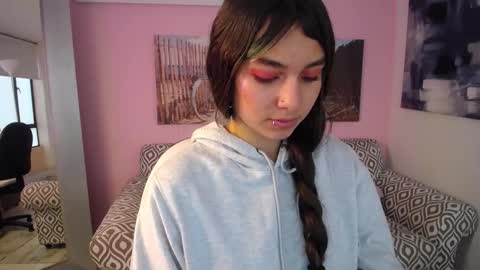 Snapshot of natasha_stern chatting on 02/02/26, 11:53 Natasha online show from 02/02/26, 11:53