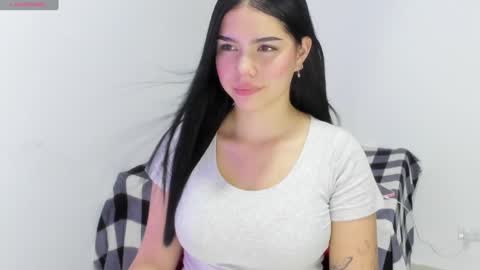 Natalia online show from 01/19/25, 10:28