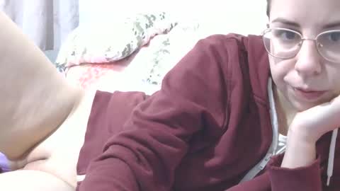 Snapshot of natashaagold chatting on 12/18/25, 07:58 Natasha Gold online show from 12/18/25, 07:58