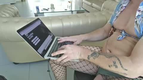 Snapshot of natashanolimids chatting on 06/28/26, 09:37 ownedbythw bestgoddess online show from 06/28/26, 09:37