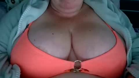 NatashaXL online show from 09/24/25, 08:50