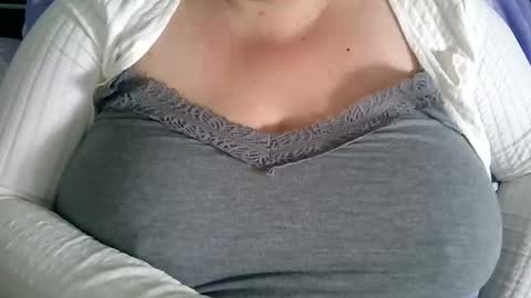 NatashaXL online show from 10/14/25, 09:10