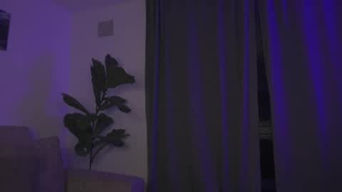 Natasha Independent model online show from 12/23/25, 04:32