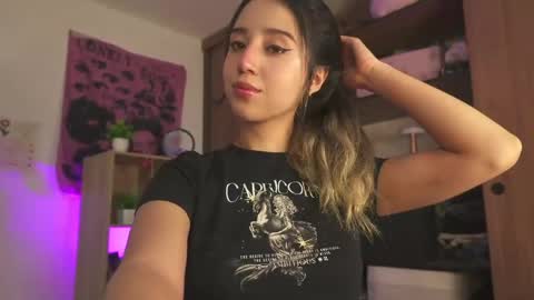 Natasha Independent model online show from 03/18/26, 03:20