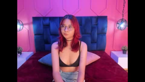 Snapshot of nataz_darcy chatting on 04/24/26, 04:15 Nataa online show from 04/24/26, 04:15