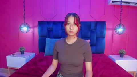 Snapshot of nataz_darcy chatting on 05/12/26, 04:09 Nataa online show from 05/12/26, 04:09
