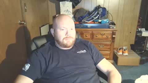 Snapshot of nate_b99 chatting on 11/07/25, 10:54 Nate online show from 11/07/25, 10:54