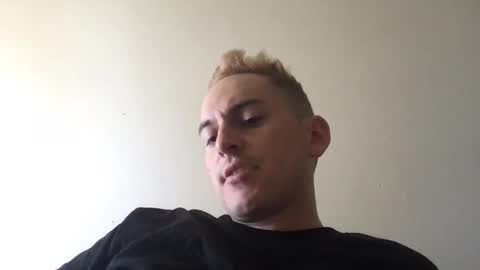 Snapshot of natetheexplorer chatting on 05/15/26, 10:06 natetheexplorer online show from 05/15/26, 10:06