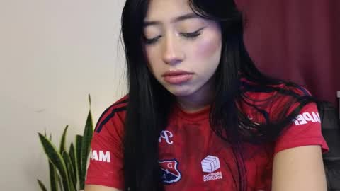 NATHALIA online show from 04/29/26, 05:22