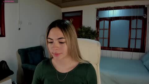 Snapshot of nathaaly_sky chatting on 02/05/25, 10:30 nathaly sky online show from 02/05/25, 10:30