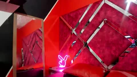 nathacha_bliss online show from 04/15/26, 09:04