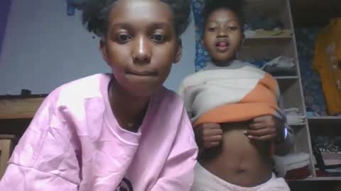 nathalia069 online show from 05/31/26, 06:53