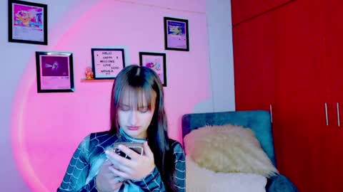 Nathalia Ramirez online show from 07/05/26, 03:13