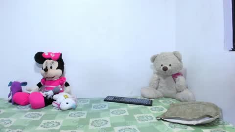 Nathalia online show from 05/25/26, 02:06