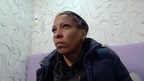 Nathalia online show from 11/16/25, 03:34