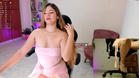 NATHALIE online show from 11/24/25, 11:43