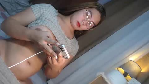 Queen Marga online show from 04/22/26, 02:47