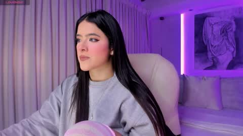 NATHALIE online show from 11/28/25, 11:13