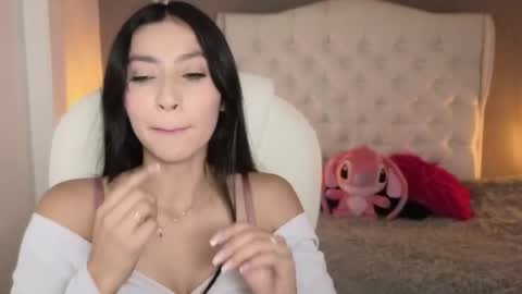 Snapshot of nathaly_blue chatting on 01/30/25, 07:04 nathaly_blue online show from 01/30/25, 07:04