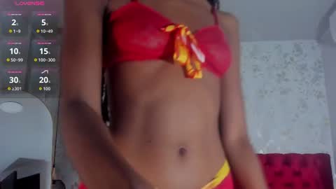 Snapshot of nathalyleen chatting on 07/28/26, 01:10 online show from 07/28/26, 01:10
