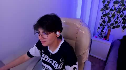 nathalyy_ds online show from 09/13/25, 07:46