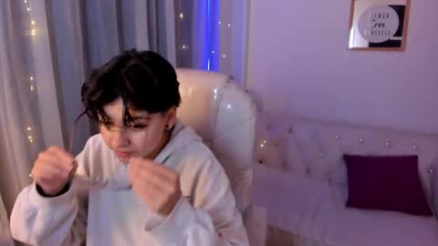 nathalyy_ds online show from 10/07/25, 03:14