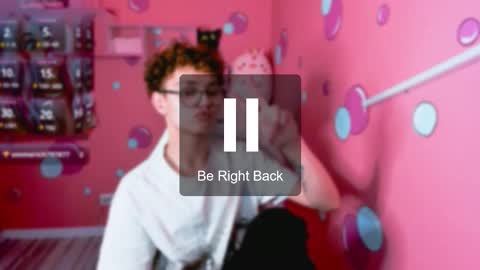 Snapshot of nathan_curl chatting on 11/25/25, 11:10 Nathan online show from 11/25/25, 11:10