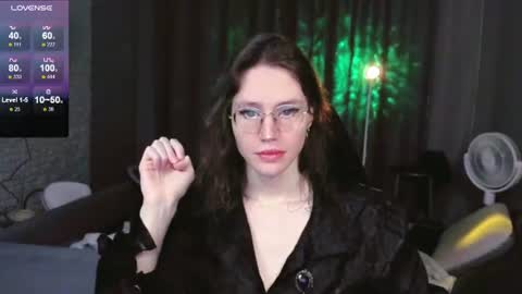 This name is so sexy you cant pronounce it. online show from 06/17/26, 11:49