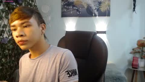 Snapshot of nathanclay chatting on 05/19/26, 02:01 nathanclay online show from 05/19/26, 02:01