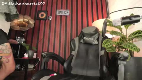 Snapshot of nathanharris207 chatting on 12/04/25, 08:39 Nathan Harris online show from 12/04/25, 08:39