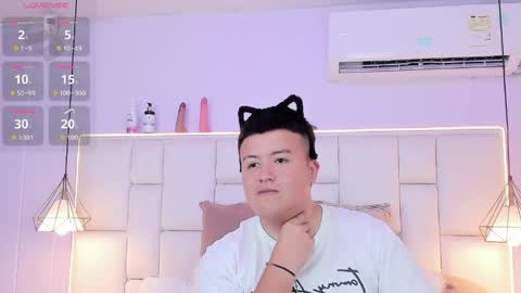 Snapshot of nathaniel_stone chatting on 04/08/26, 06:19 Nathaniel online show from 04/08/26, 06:19