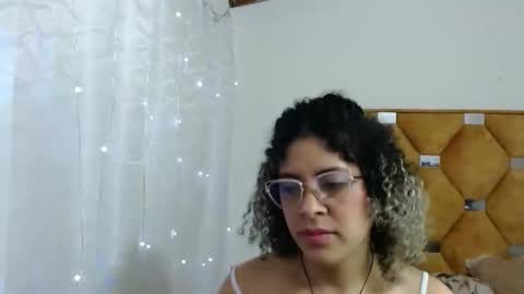 nathy_voyeur online show from 03/17/26, 05:55