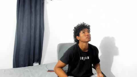 Snapshot of nati_sm chatting on 01/03/25, 06:33 Nati online show from 01/03/25, 06:33