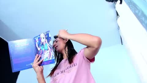 Snapshot of nati_sm chatting on 02/07/25, 12:17 Nati online show from 02/07/25, 12:17