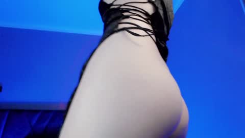 natsumi18 online show from 02/03/25, 07:51