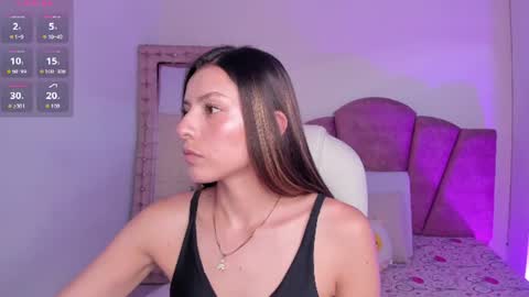 Snapshot of nattaly_adams_ chatting on 08/01/26, 05:34 Naty online show from 08/01/26, 05:34