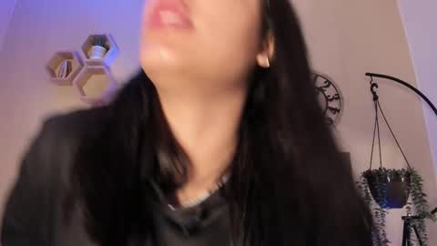 NATTASHA BROWN  online show from 01/07/26, 10:40