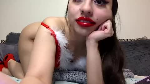 Snapshot of natty_astrid chatting on 12/23/24, 01:13 Natalia online show from 12/23/24, 01:13