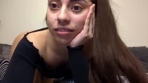 Snapshot of natty_astrid chatting on 12/29/24, 12:20 Natalia online show from 12/29/24, 12:20