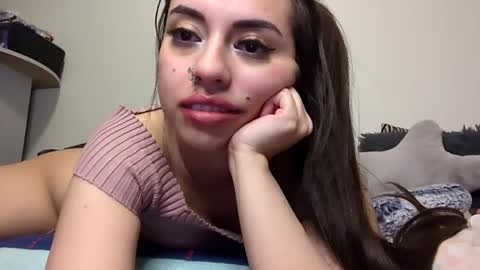 Snapshot of natty_astrid chatting on 01/27/25, 12:26 Natalia online show from 01/27/25, 12:26