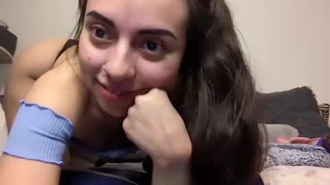 Snapshot of natty_astrid chatting on 02/18/25, 12:04 Natalia online show from 02/18/25, 12:04