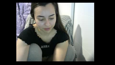 Snapshot of natty_astrid chatting on 10/23/25, 01:16 Natalia online show from 10/23/25, 01:16