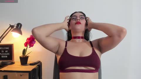 Natty Trainor online show from 05/22/26, 09:31